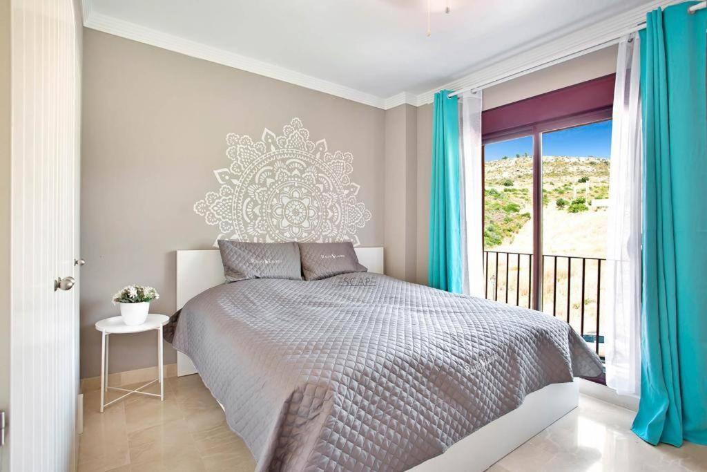 Ferienwohnung Estrella De Mar Zeezicht En Uitkijk Op Gibraltar 40M2 Terras Incl Zwembad Las Garzas Manilva Exterior foto